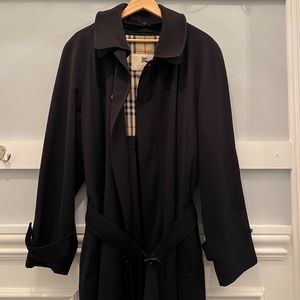 Men's Burberry Long Kensington Heritage Trench Coat, Black